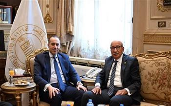 وزير الشئون النيابية يلتقي رئيس محكمة النقض ورئيس مجلس القضاء الأعلى لتهنئته بالمنصب