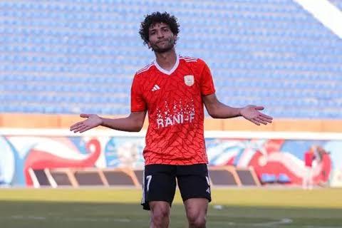 تمهيدا للانتقال للزمالك.. فاركو يعلن رحيل عمرو ناصر