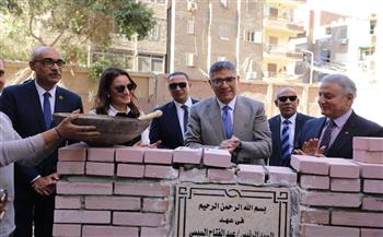 محافظ الجيزة يضع حجر أساس إنشاء مكتبة مصر العامة بشارع خاتم المرسلين بالعمرانية