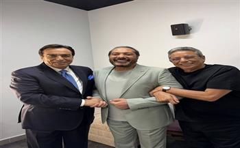 محمود سعد يجمع جورج قرداحي وعلي الحجار في كواليس «كامل العدد»
