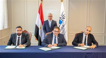 رئيس "هيئة قناة السويس": نواصل جذب الاستثمارات النوعية في الاقتصاد الدائري والتحول الأخضر
