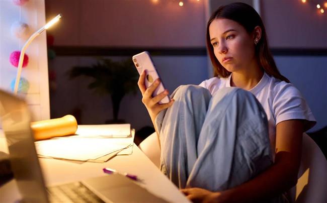  بدلاً من تصفح وسائل التواصل الاجتماعي.. 7 أنشطة تثري يومك