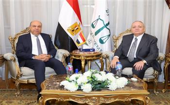 رئيس مجلس الدولة يستقبل وزير الطيران المدني لتقديم التهنئة بمنصبه الجديد