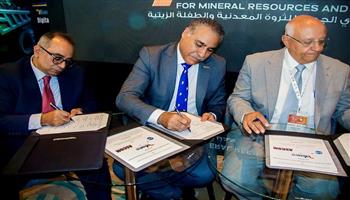 "واديكو" توقع مذكرة تفاهم مع "أسكوم" و"ACCM" لتعظيم القيمة المضافة لخام الكاولين في مصر