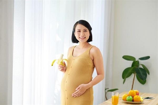 للأمهات الحوامل.. 7 أطعمة صفراء تعزز صحتك ونمو جنينك