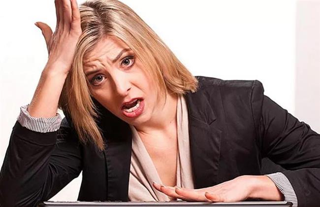 أسباب قوية تدفعك للتوقف عن الشكوى.. منها جعلك أقل جاذبية 