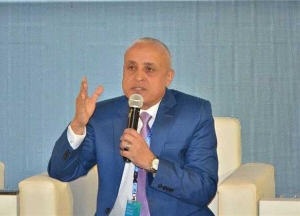 محافظ الأقصر يوجه بالتصدي للتعديات على الأراضي وأملاك الدولة ومخالفات البناء 