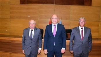 نقيب المهندسين يشهد حفل تخرج دفعة جديدة من خريجي كلية الهندسة بجامعة سوهاج   