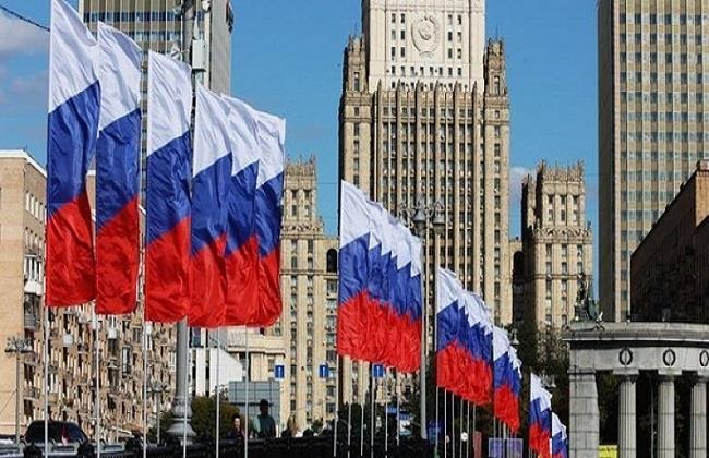 روسيا: حديث رئيسة المفوضية الأوروبية عن تمويل التسليح الأوكراني استسلام للمطالب الأمريكية