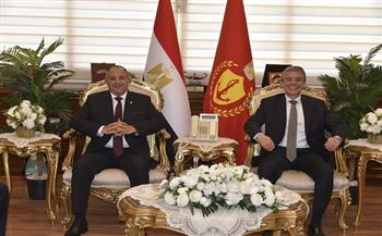 محافظ بورسعيد يستقبل رئيس مصلحة الجمارك لمناقشة آليات حوكمة المنافذ الجمركية