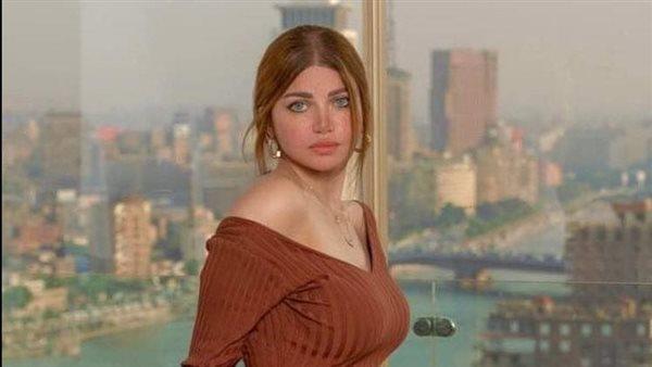 ياسمين الخطيب تدافع عن مدحت العدل: "مقالش الحجاب مش فرض.. واللي حصل سوء فهم"   