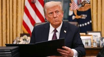 اقتصاد العالم على صفيح ساخن.. وأمريكا «الخاسر الأكبر»..  رسوم ترامب.. دوامة «تعريفات» لا تنتهى