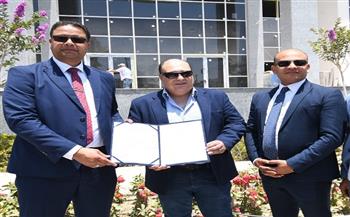 الإسكان تسلم وزارة الثقافة أول موقع لمشروع "المقهى الثقافي" بمدينة العلمين الجديدة