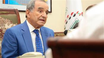 أمين عام "المحامين العرب" يدعو الشعب السوري للتمسك بوحدته ويدين الاعتداءات الإسرائيلية