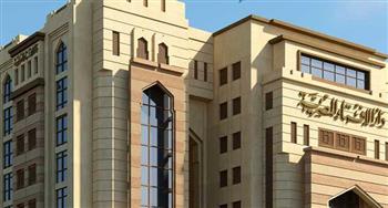 ما حكم رفع اليدين بالدعاء أثناء خطبة الجمعة؟.. الإفتاء تجيب 