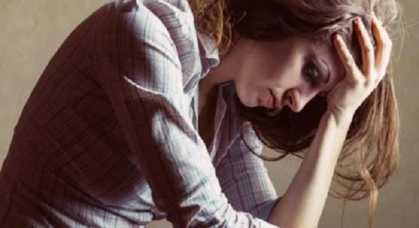 للمرأة..علامات تشير إلى إصابتك بالاكتئاب.. منها انخفاض الطاقة