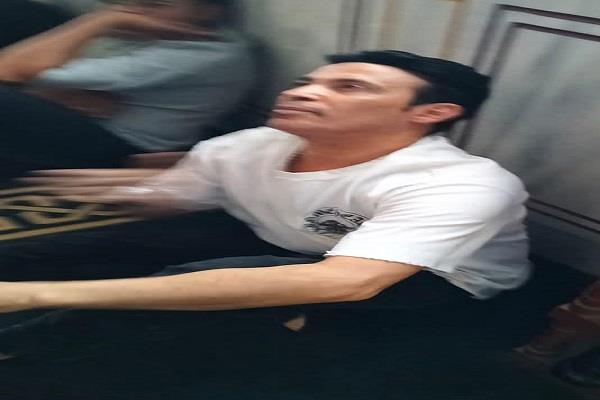 بحضور نجوم الفن.. تشييع جنازة مطرب المهرجانات أحمد عامر