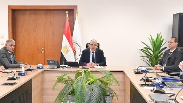وزير الري يتابع إجراءات اختيار "قادة الجيل الثاني لمنظومة الري المصرية 2.0"