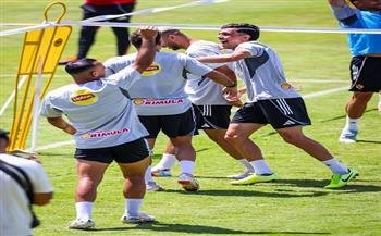 الأهلي يواصل تدريباته الجماعية في تونس (صور)