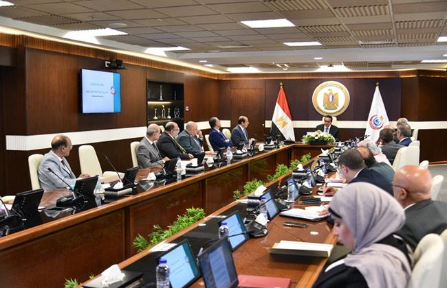 نائب رئيس الوزراء يترأس اجتماع مجلس إدارة الهيئة العامة للتأمين الصحي