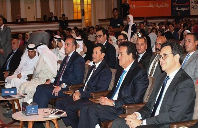 وزير الشئون النيابية يشهد افتتاح النسخة الرابعة من ملتقى شباب المعرفة بمسرح جامعة القاهرة 