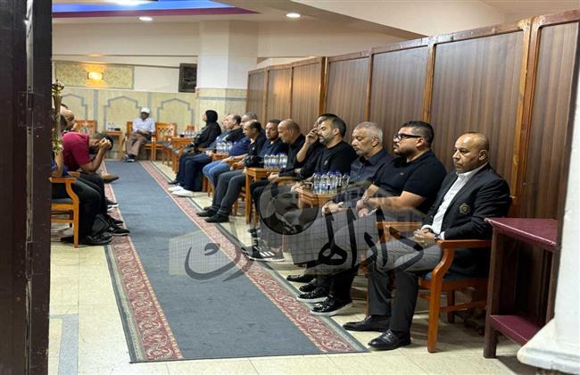 اتحاد الكرة يقيم عزاء ميمي عبد الرازق في مسجد آل رشدان| صور