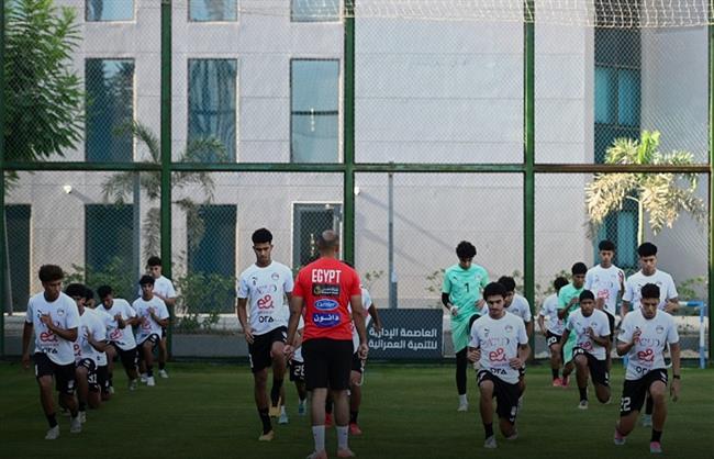منتخب الناشئين يواصل تدريباته تحت قيادة أحمد الكاس
