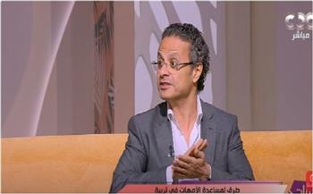 إيهاب ماجد: لا توجد أم فاشلة.. والتربية الحديثة تحتاج وعيًا لا كمالًا