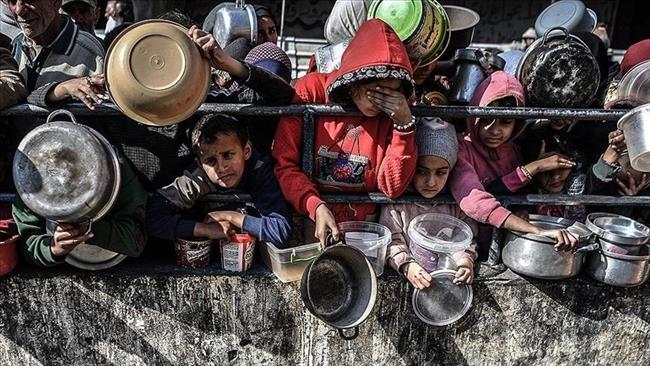 (أوتشا): أطفال غزة يموتون قبل وصول الطعام