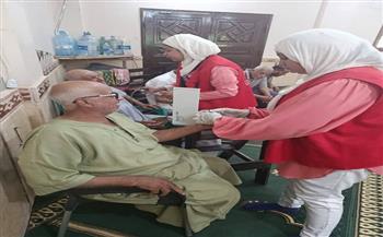 وكيل وزارة الصحة بالبحر الأحمر يتابع فعاليات مبادرة "100 يوم صحة" في كافة أنحاء المحافظة 