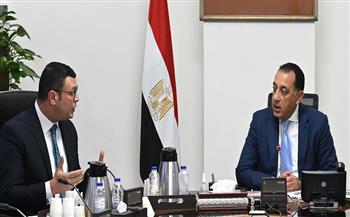 رئيس الوزراء يتابع موقف تقنين الأراضي المضافة لعدد من المدن الجديدة وموقف الطروحات من الوحدات السكنية 