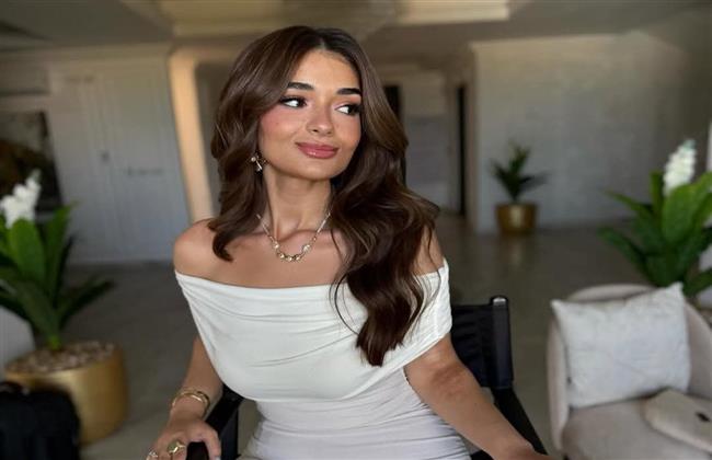 ملك زاهر بـ لوك حالم وجذاب
