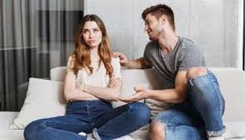 متى يكون الاعتذار ضارًا بين الشريكين؟.. خبراء علاقات زوجية يوضحون