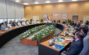 وزير الطيران المدني يعلن عن مشروع مشترك مع قطر لتطوير المسارات الجوية