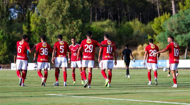 الأهلي يفوز على الملعب التونسي برباعية في أولى تجاربه الودية 