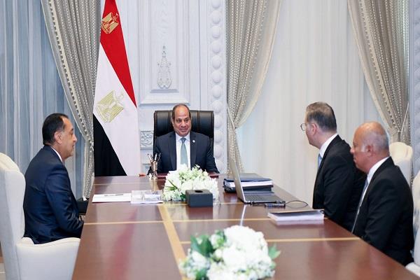 منها تسريع الاستكشافات البترولية.. توجيهات مهمة من الرئيس السيسي لتخفیف الأعباء عن المواطنین