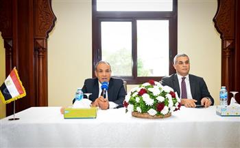 وزير الخارجية والهجرة يلتقي بأعضاء الجالية المصرية في نيجيريا