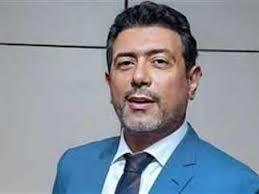 تعليق ساخر من أحمد وفيق على قرار منع راغب علامة من الغناء في مصر