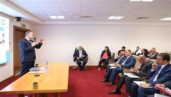 لقاء موسع بين وزير البترول والسفراء الجدد لاستعراض فرص الاستثمار بقطاعات الطاقة