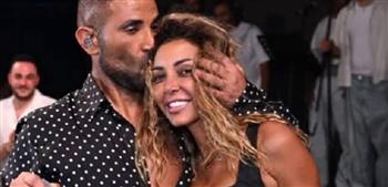 أحمد سعد يحتفل بعيد ميلاد زوجته .. “مين اللي بعت الورد؟!