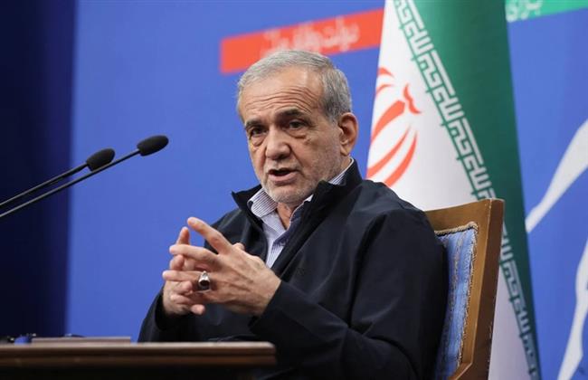 الرئيس الإيراني: مستعدون لمواجهة أى تحرك عسكري إسرائيلي محتمل