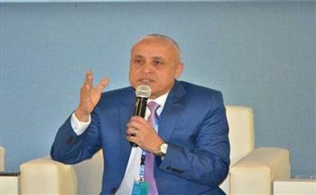 محافظ الأقصر يترأس جلسة المجلس التنفيذي ويقر عددًا من القرارات الخدمية والتنموية