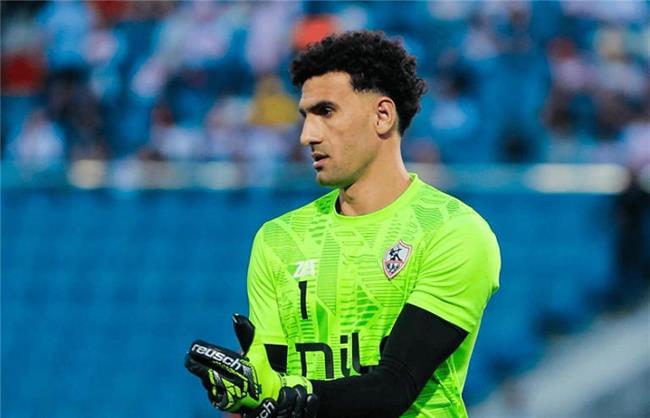 بسبب آلام الظهر.. راحة لـ محمد عواد من تدريبات الزمالك الجماعية