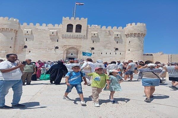 إقبال جماهيري كبير على المتاحف والمواقع الأثرية بالإسكندرية