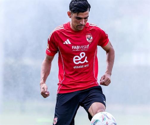 أشرف بن شرقي: الأهلي كان يمكنه تقديم الأفضل في كأس العالم للأندية 