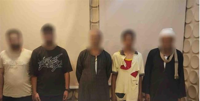 الأمن يضبط طرفي مشاجرة بسبب خلافات الجيرة في بدر 