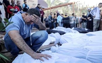  17 شهيدا بنيران الاحتلال في غزة منذ فجر اليوم بينهم 3 من طالبي المساعدات