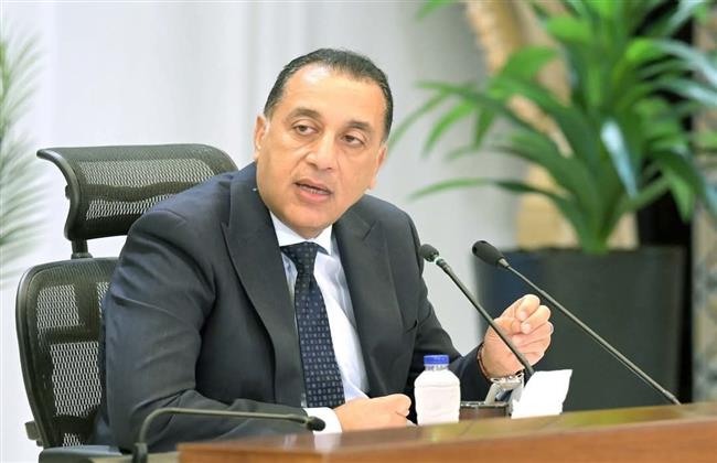 رئيس الوزراء يستعرض جهود وزارة الأوقاف في التصدي للشائعات وبناء الوعي