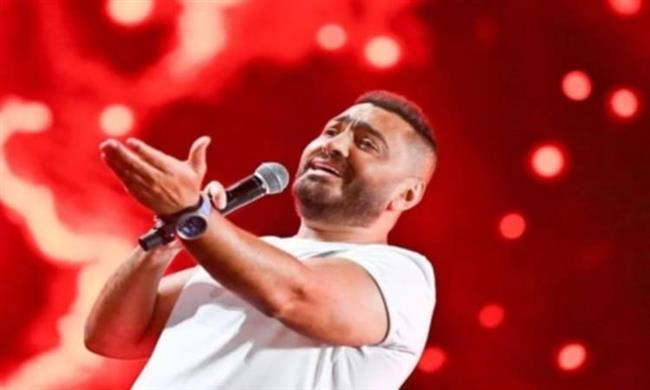 تامر حسني يعلن مشاركة مطرب جديد في حفله بمهرجان العلمين 