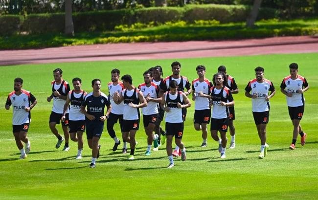 تدريبات بدنية خفيفة في مران الزمالك ضمن برنامج الإعداد للموسم الجديد